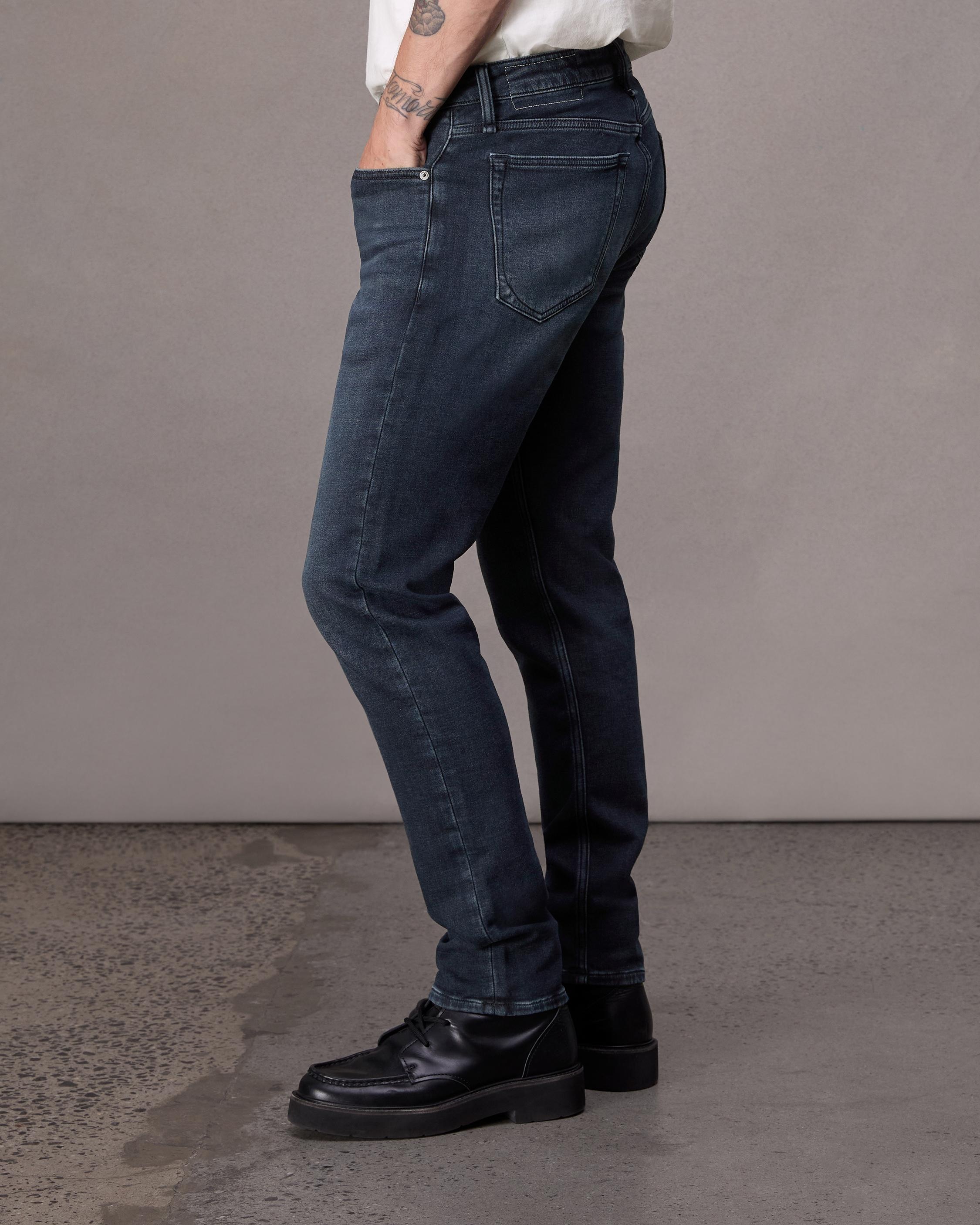 Fit 3 Athletic Fit Jean
Stride Denim - 3