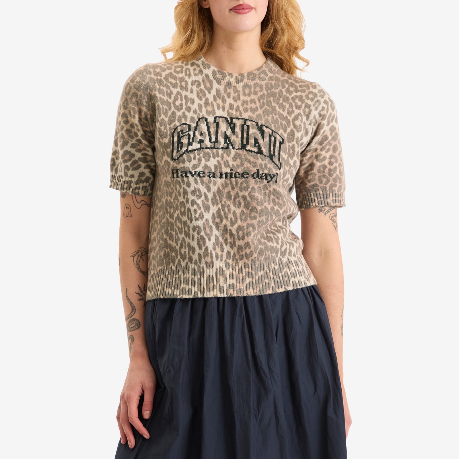 Tシャツ・カットソー GANNI Graphic Wool Mix Printed Leopard T-Shirt GANNI GANNI Graphic Wool Mix Printed Leopard T-Shirt