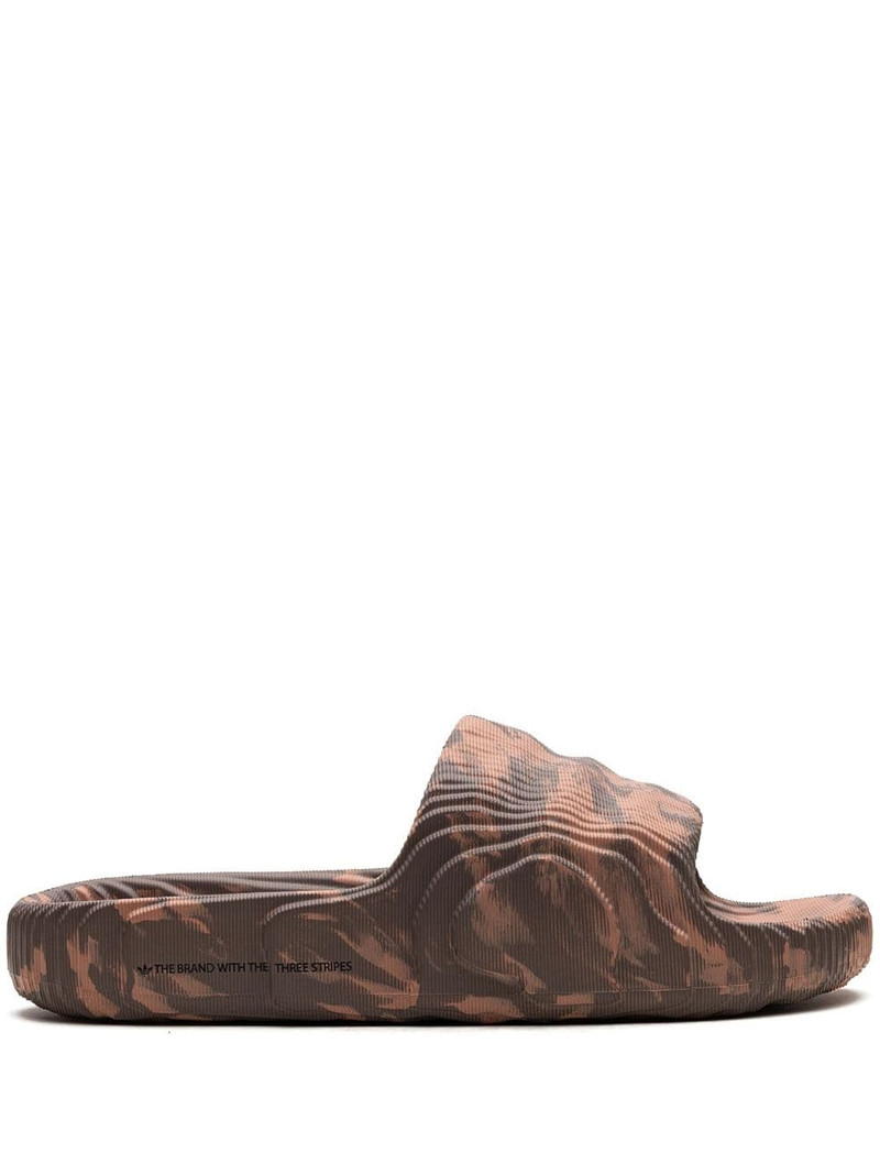 Adilette 22 "Claster" 슬라이드 1