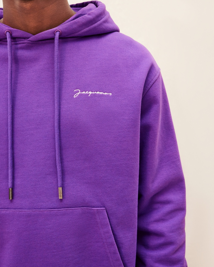 Le sweatshirt brodé - 4