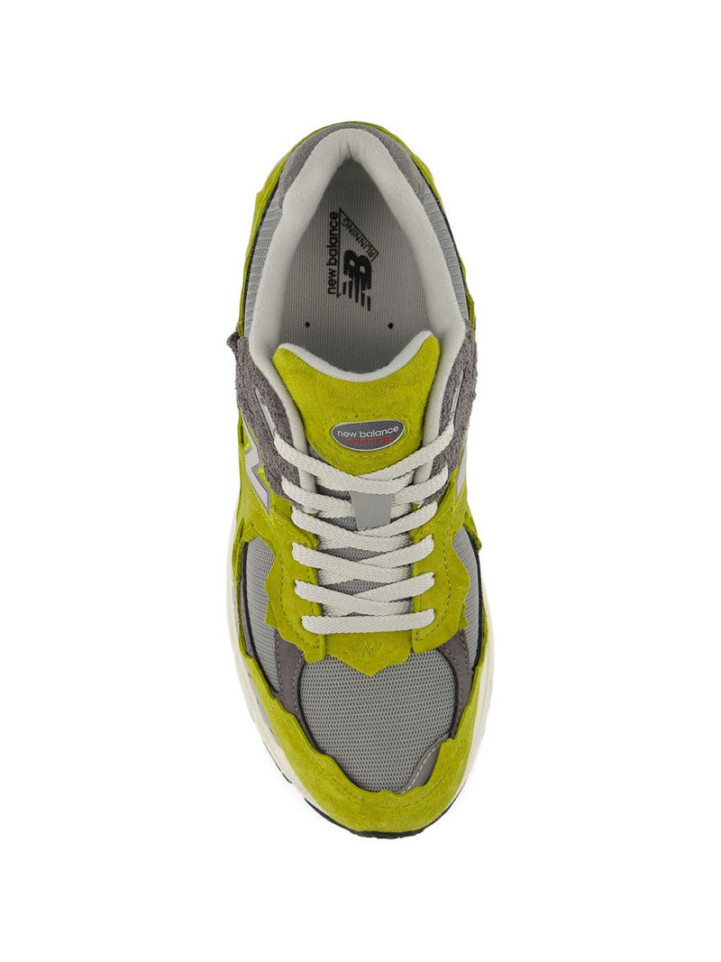 2002R cushioned suede sneakers 3