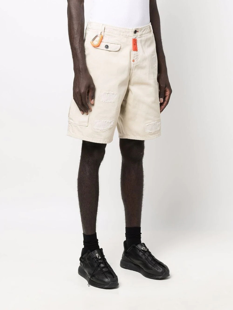 wide-leg cargo shorts 3
