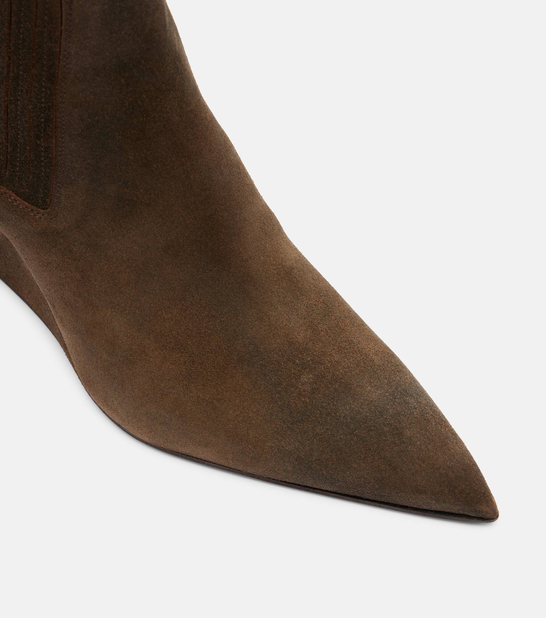 Suede ankle boots - 5