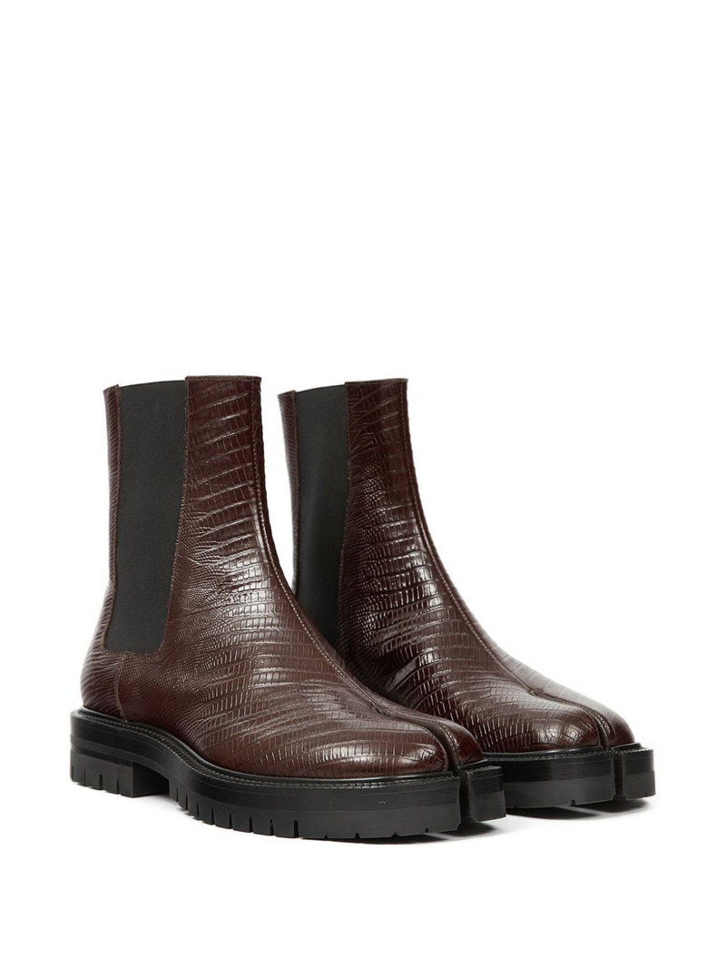 Maison Margiela Tabi chelsea boots outlook