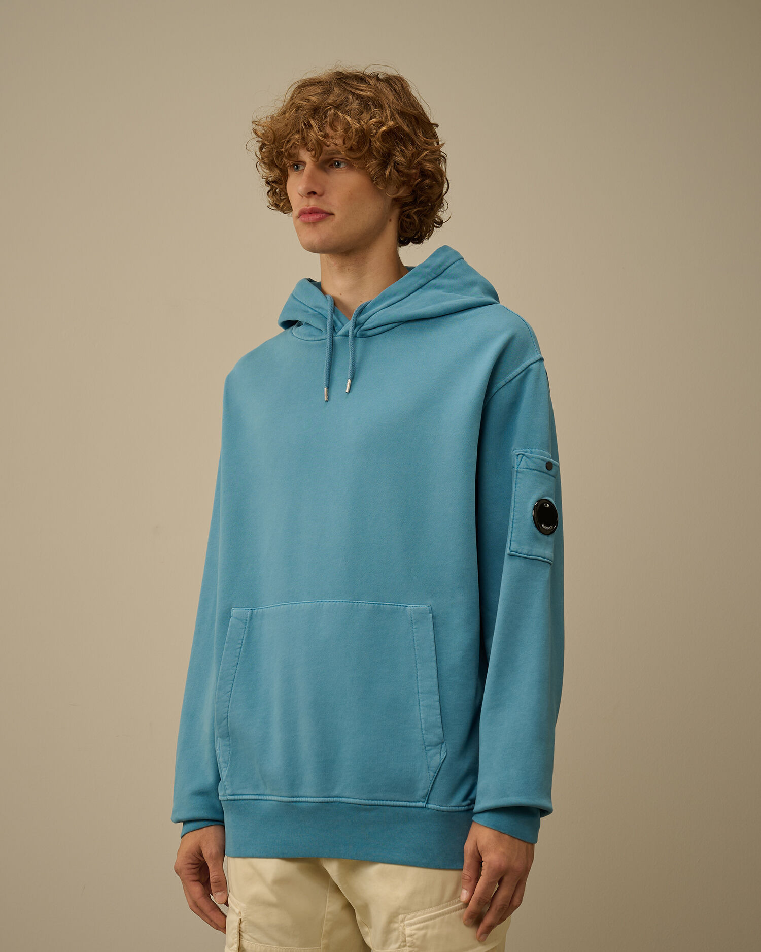 Brushed and Emerized Diagonal Fleece Hooded Lens Sweatshirt - 3
