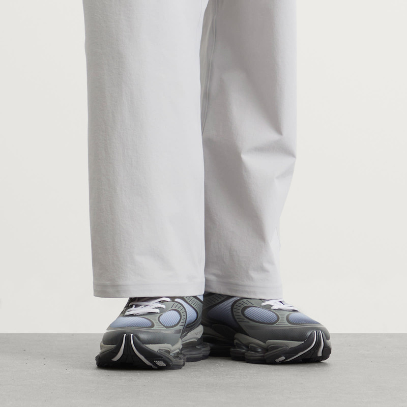 New Balance New Balance 2000 Sneaker outlook