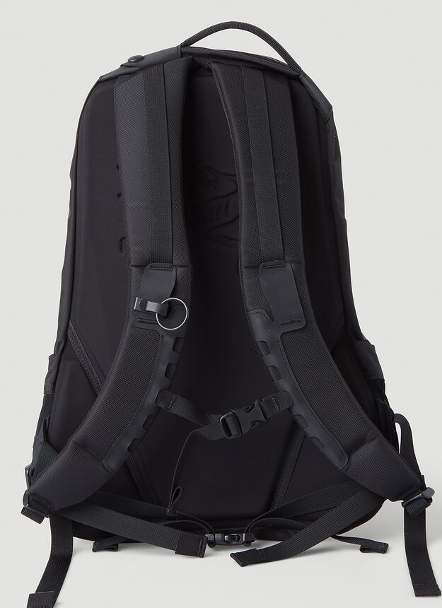 Arro 16 Backpack in Black - 3