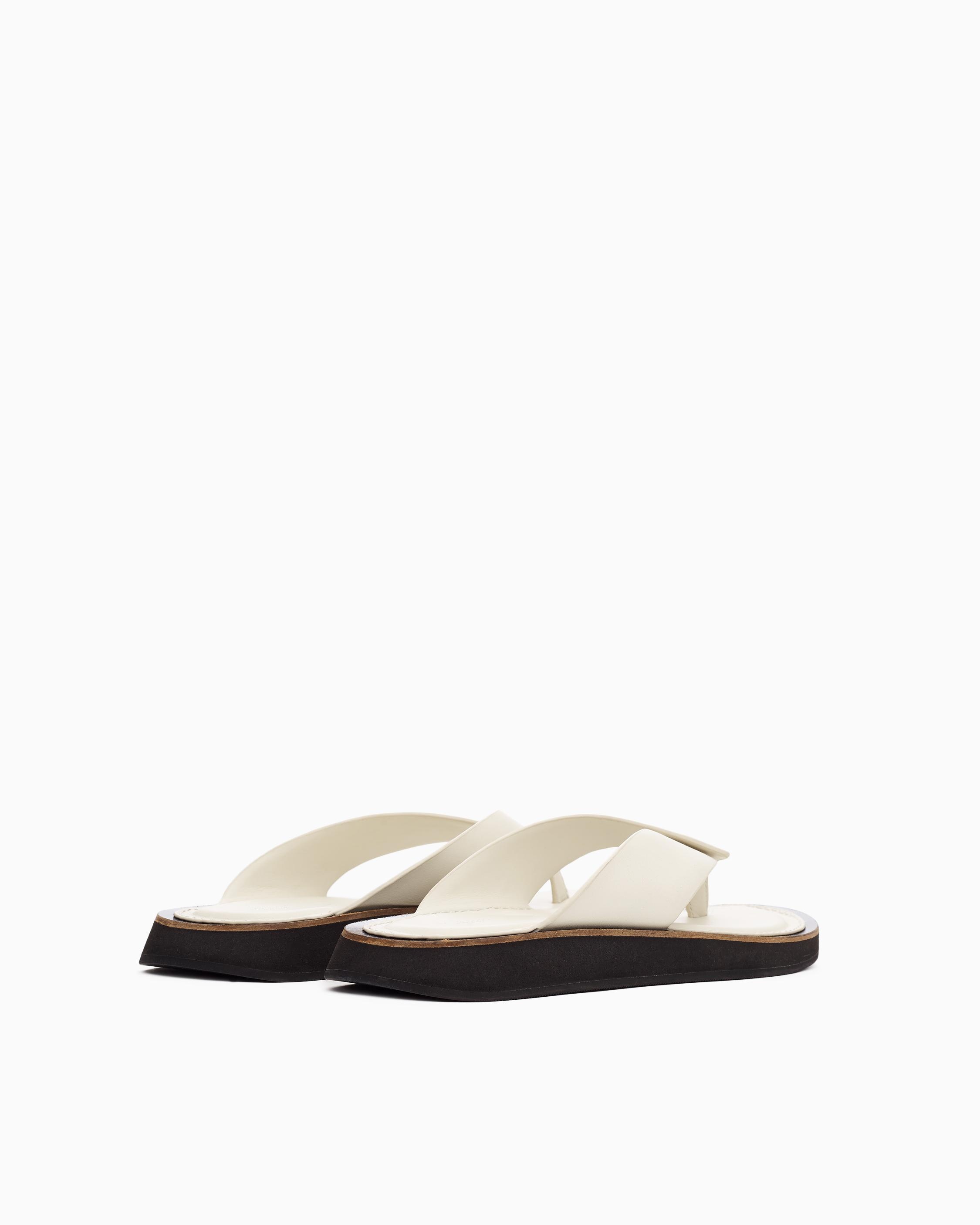 Parker Thong - Leather
Flat Sandal - 2