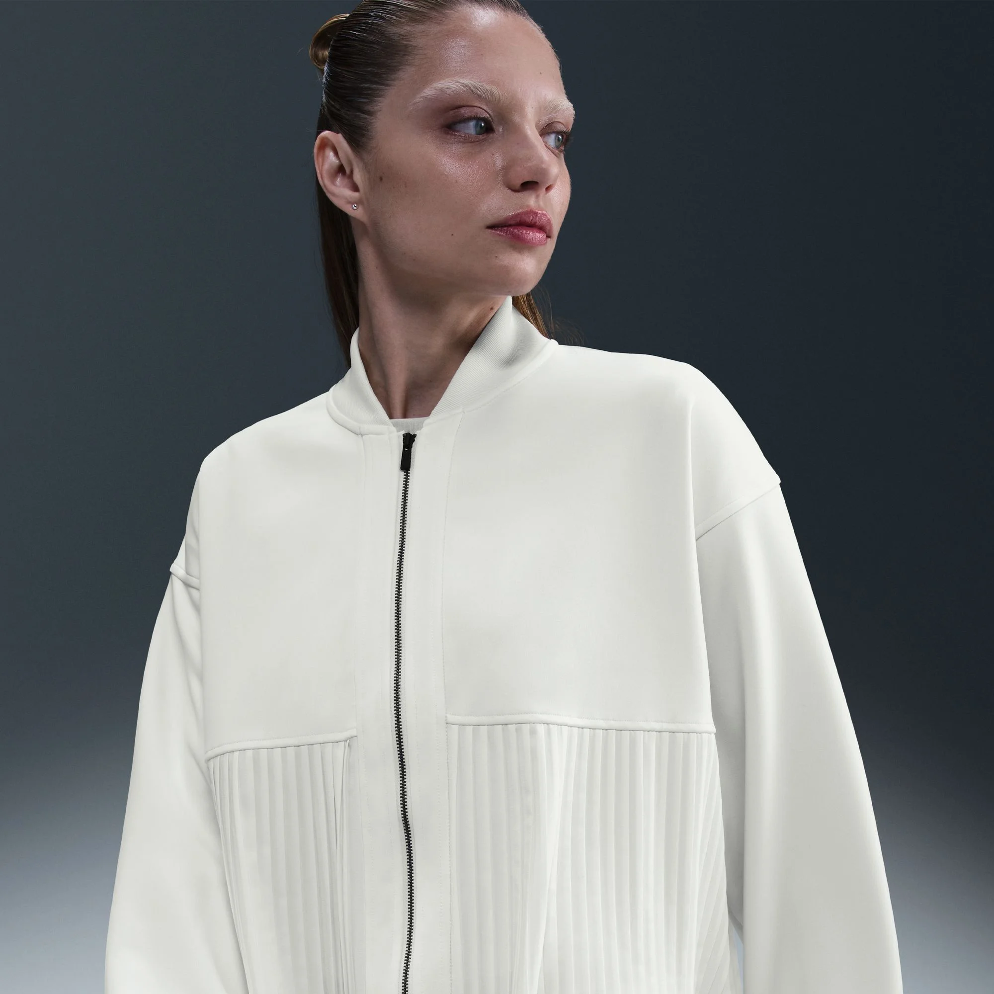 Nike Women's Sportswear Pleated Jacket - 1