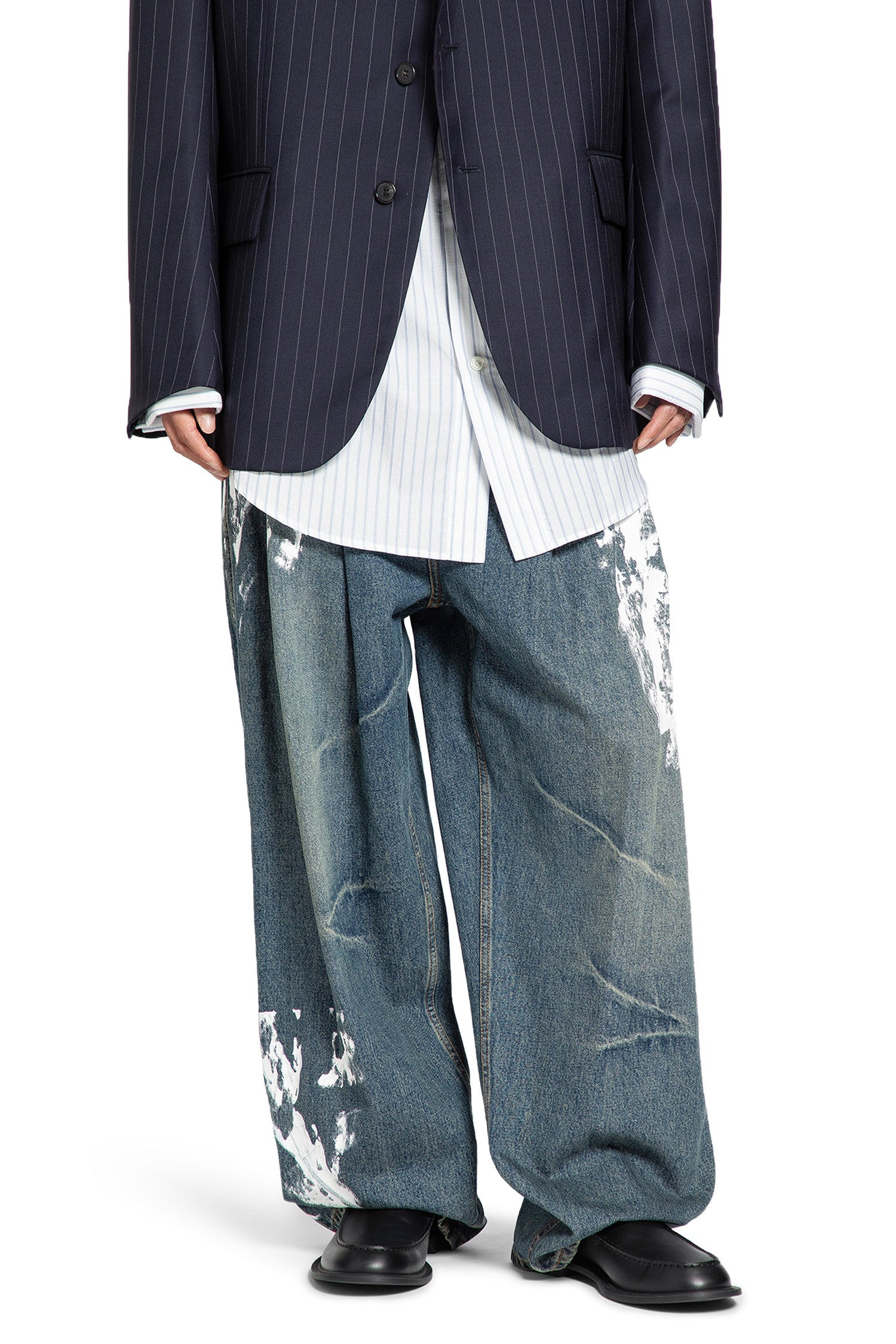 Pleated Jeans In Washed Denim - 7