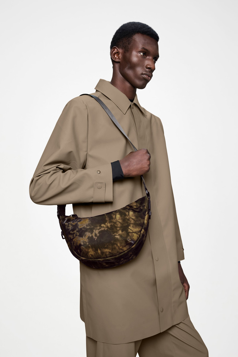 RAINS Valera Shoulder Bag outlook