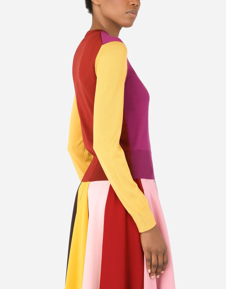 Multi-colored silk sweater with patent leather DG patch - 5