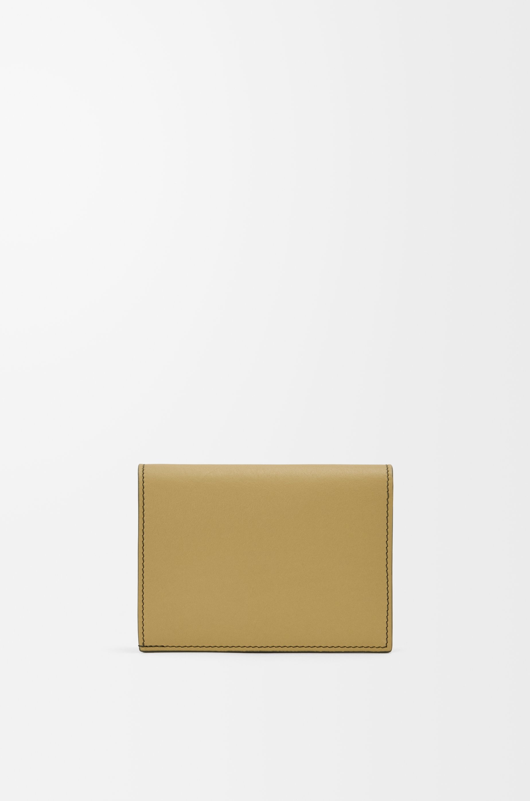 Compact wallet in nappa calfskin - 4