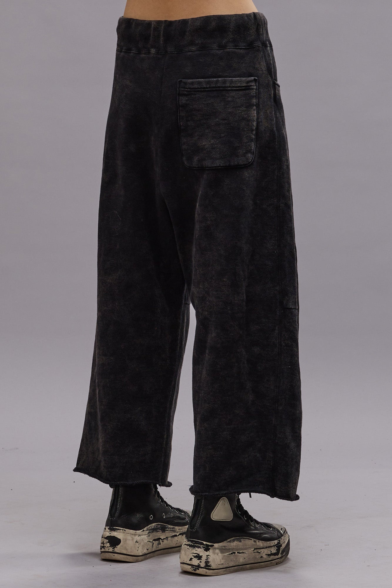 CROPPED PLEATED SWEATPANT - ACID BLACK - R13 - 6