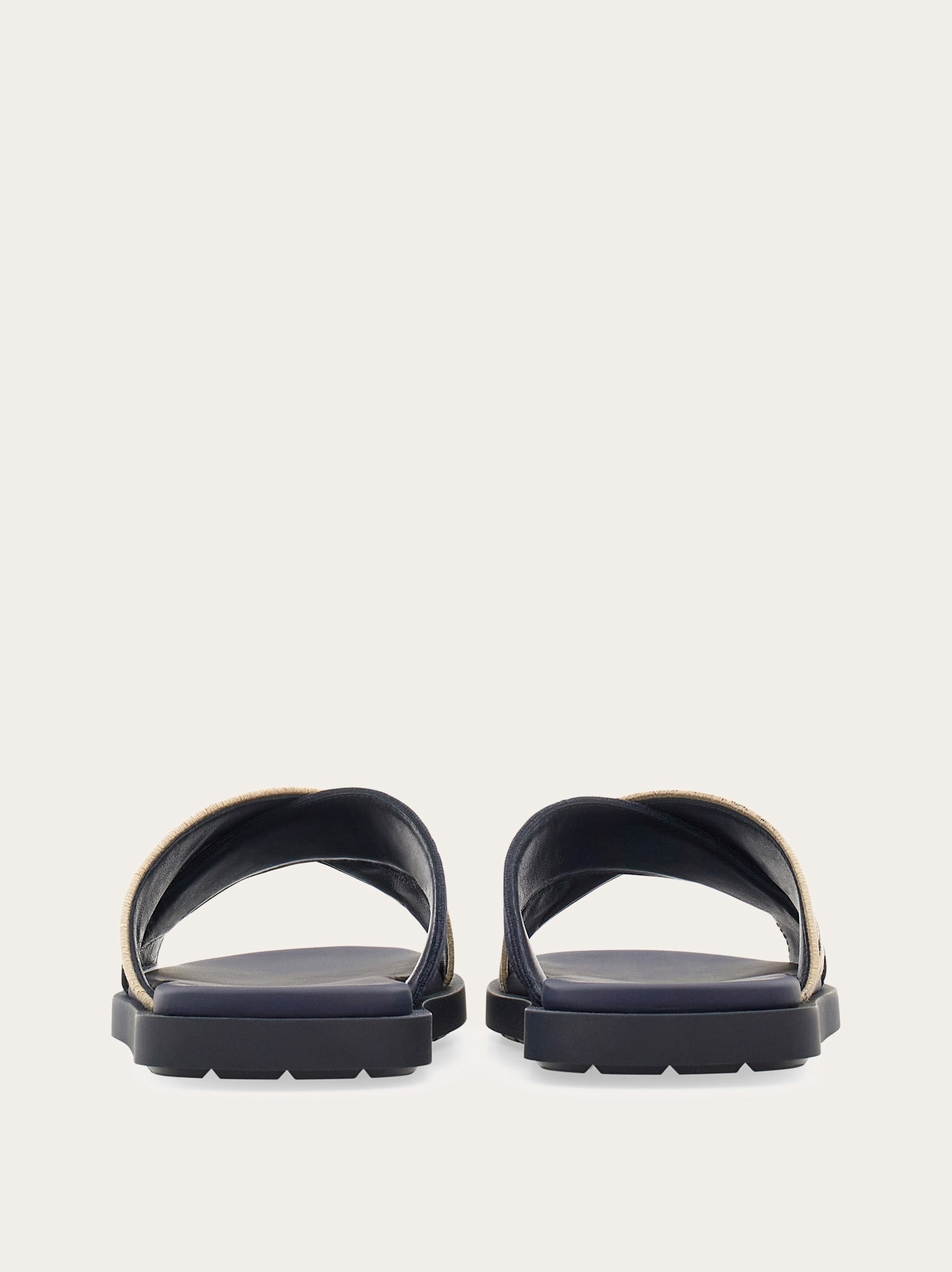 Sandal with crossover straps - 3