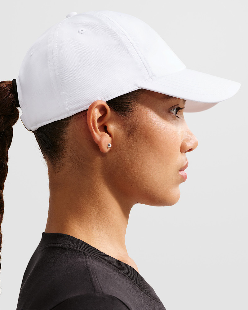 Nike Dri-FIT Club Unstructured Metal Swoosh Cap 4