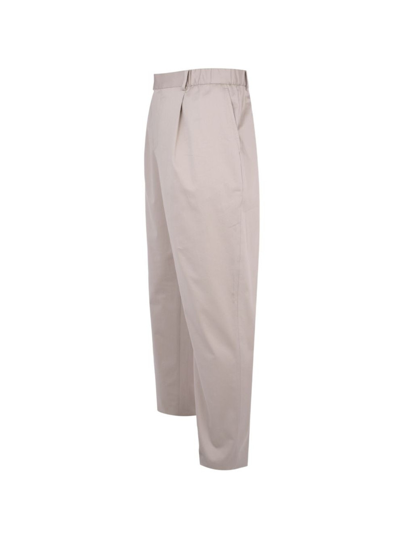 pleated trousers 3