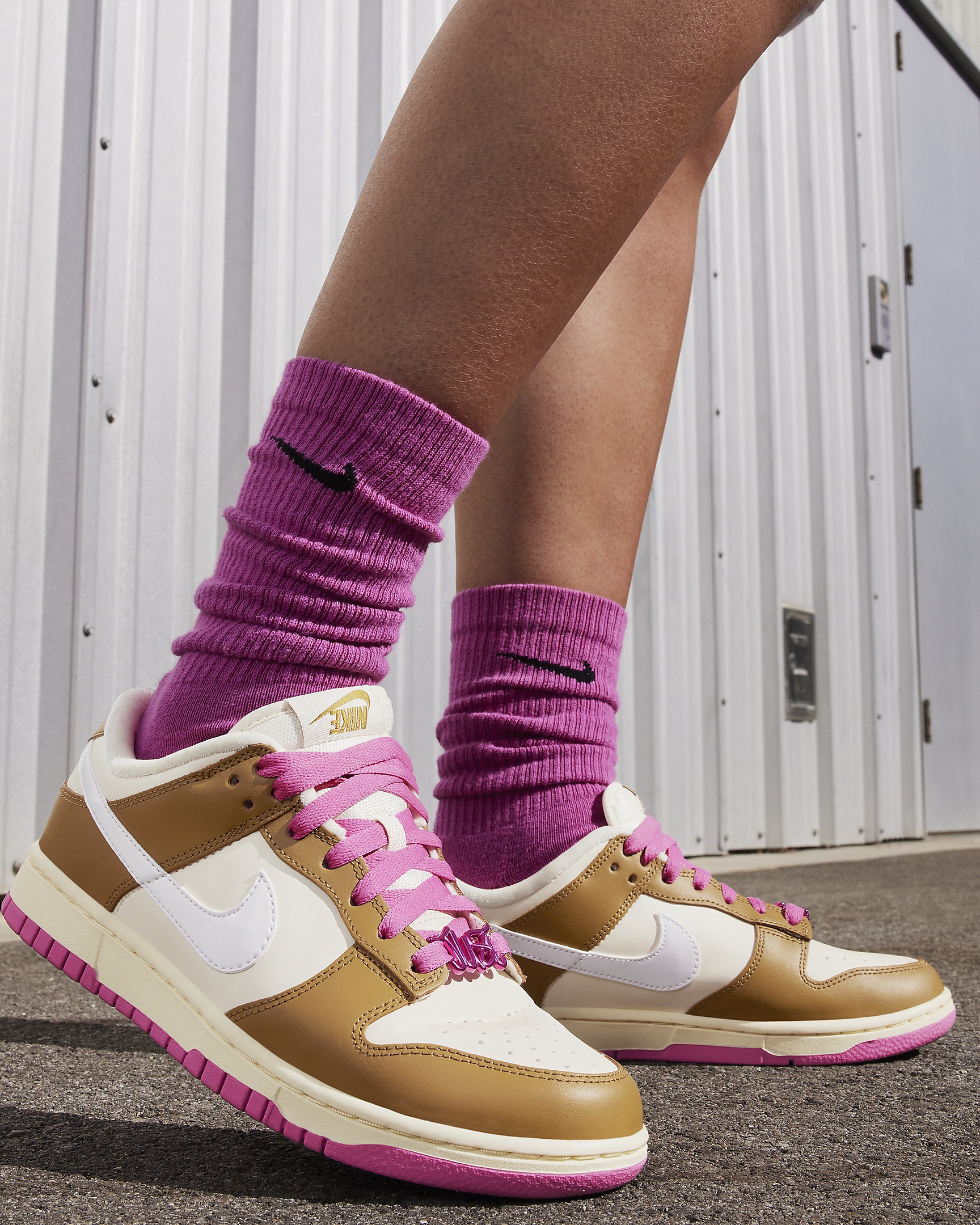 【NIKE】☆スニーカー☆ Nike Dunk Low SE Women's Shoes Nike Dunk Low SE Women's Shoes. Nike.com