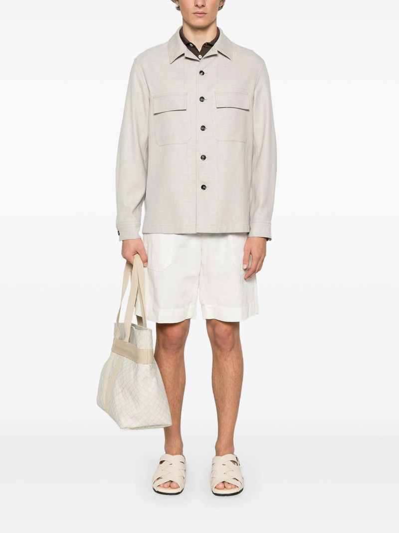 Cut-away-collar Shirt 5