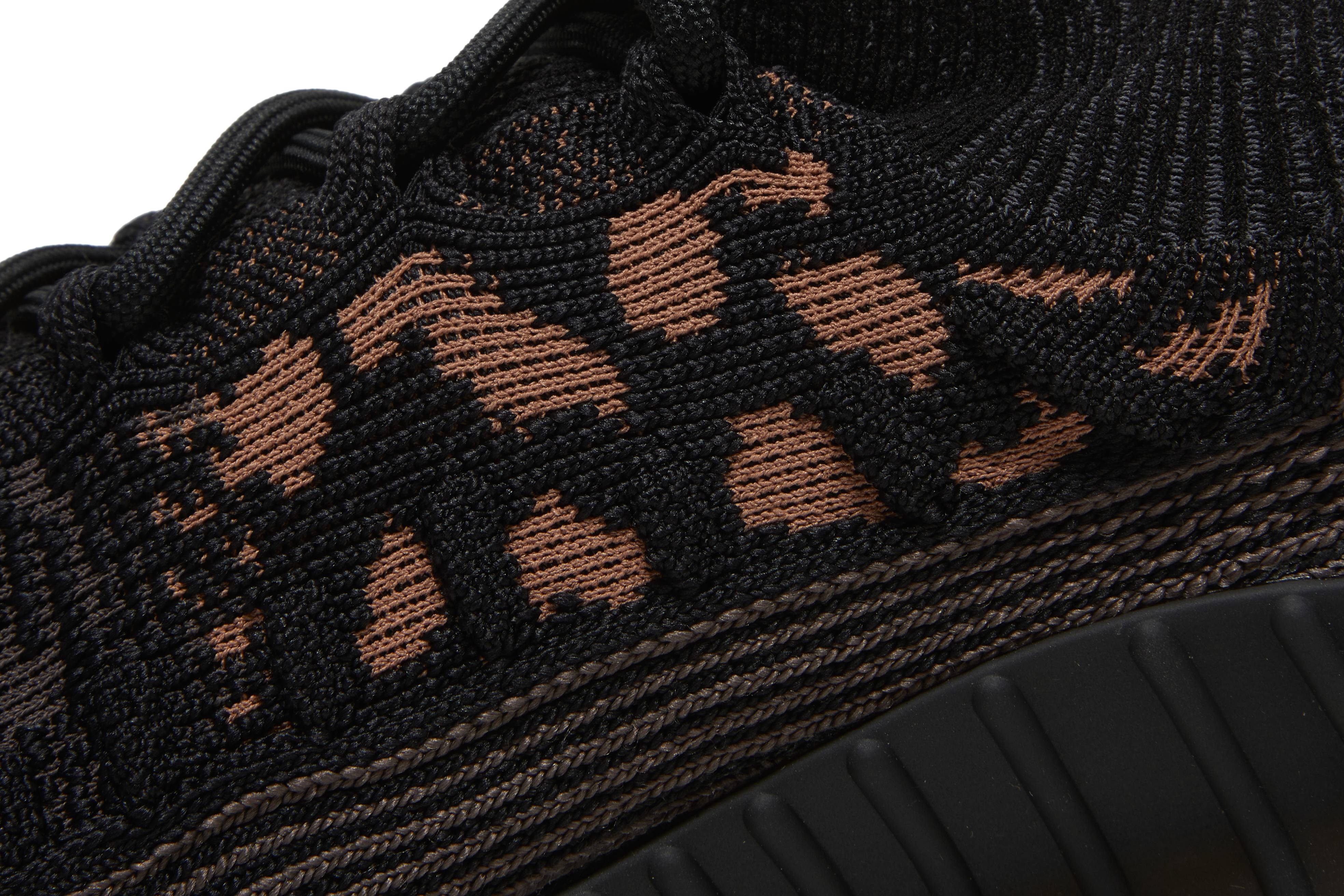 Yeezy Boost 350 v2 'Slate Carbon' - 10