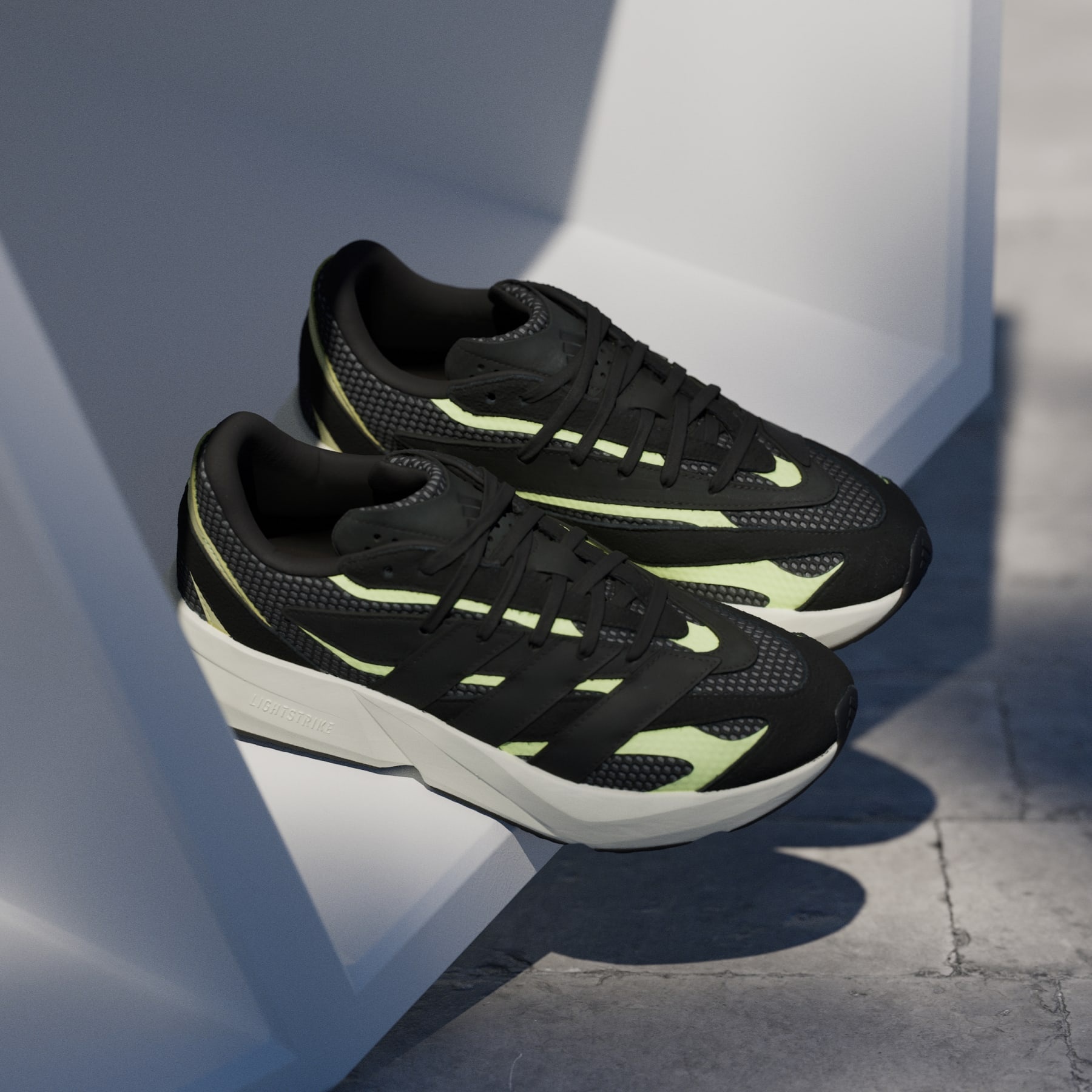 Lightblaze Shoes - 4