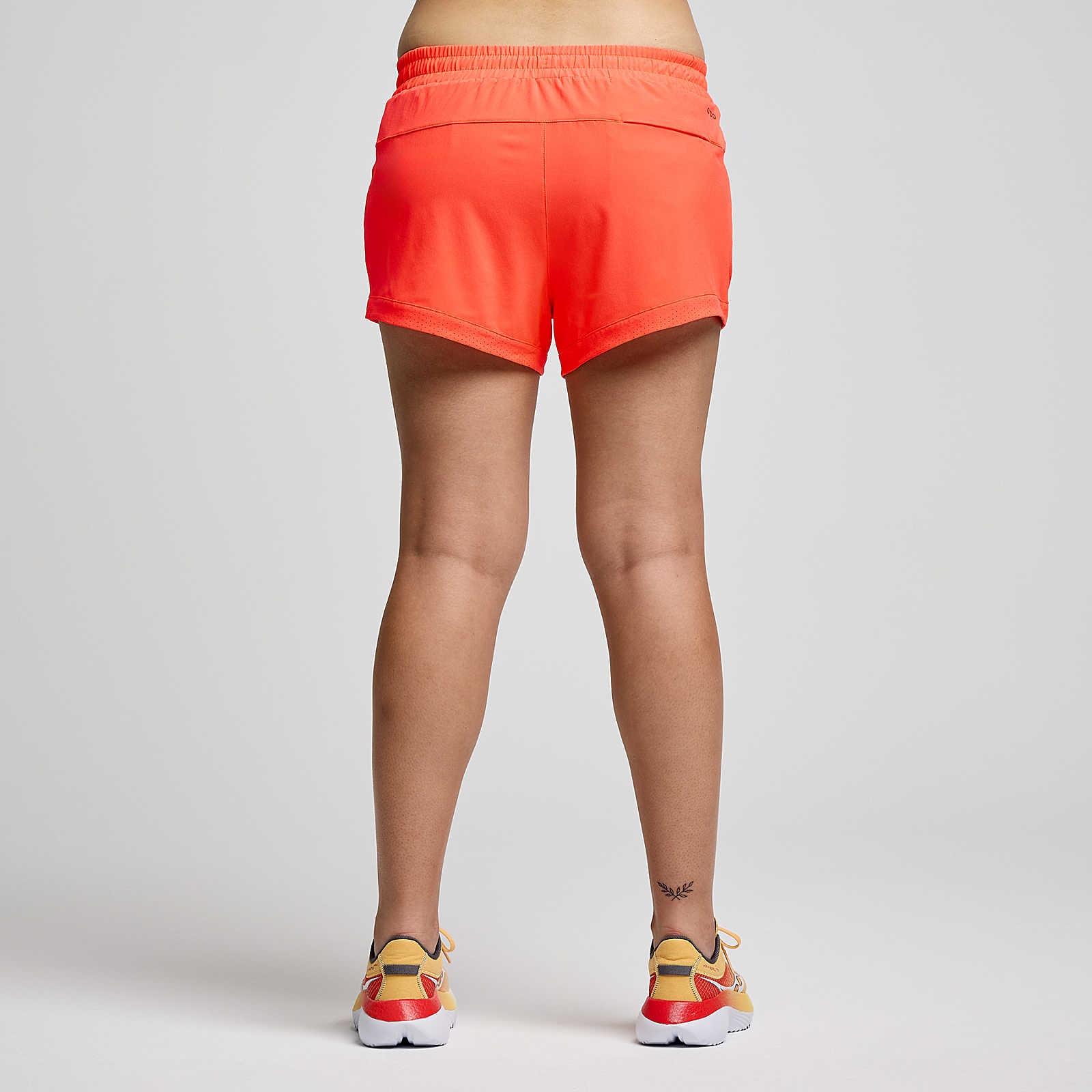 Outpace 3" Short - 4