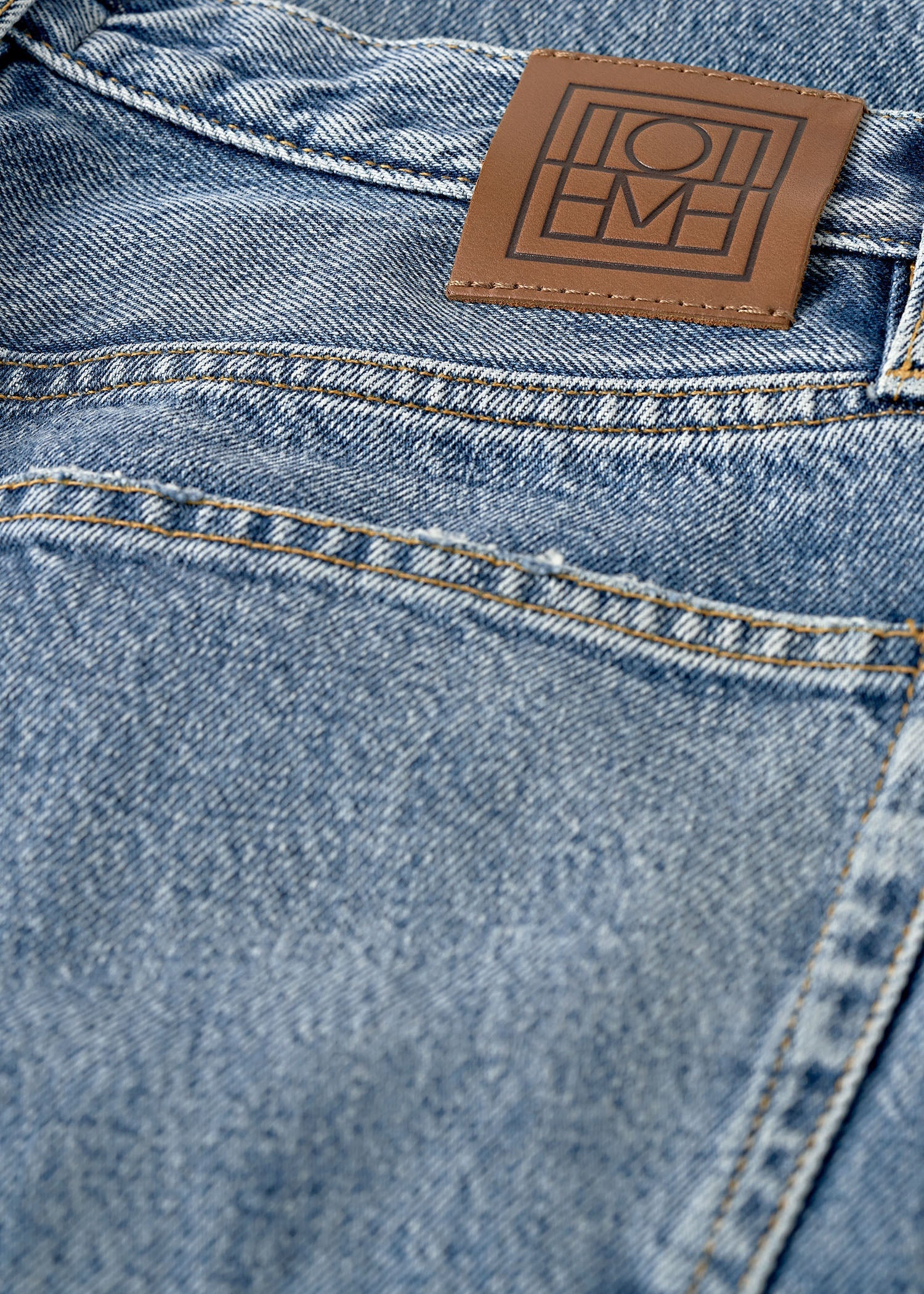Classic cut denim worn blue - 8