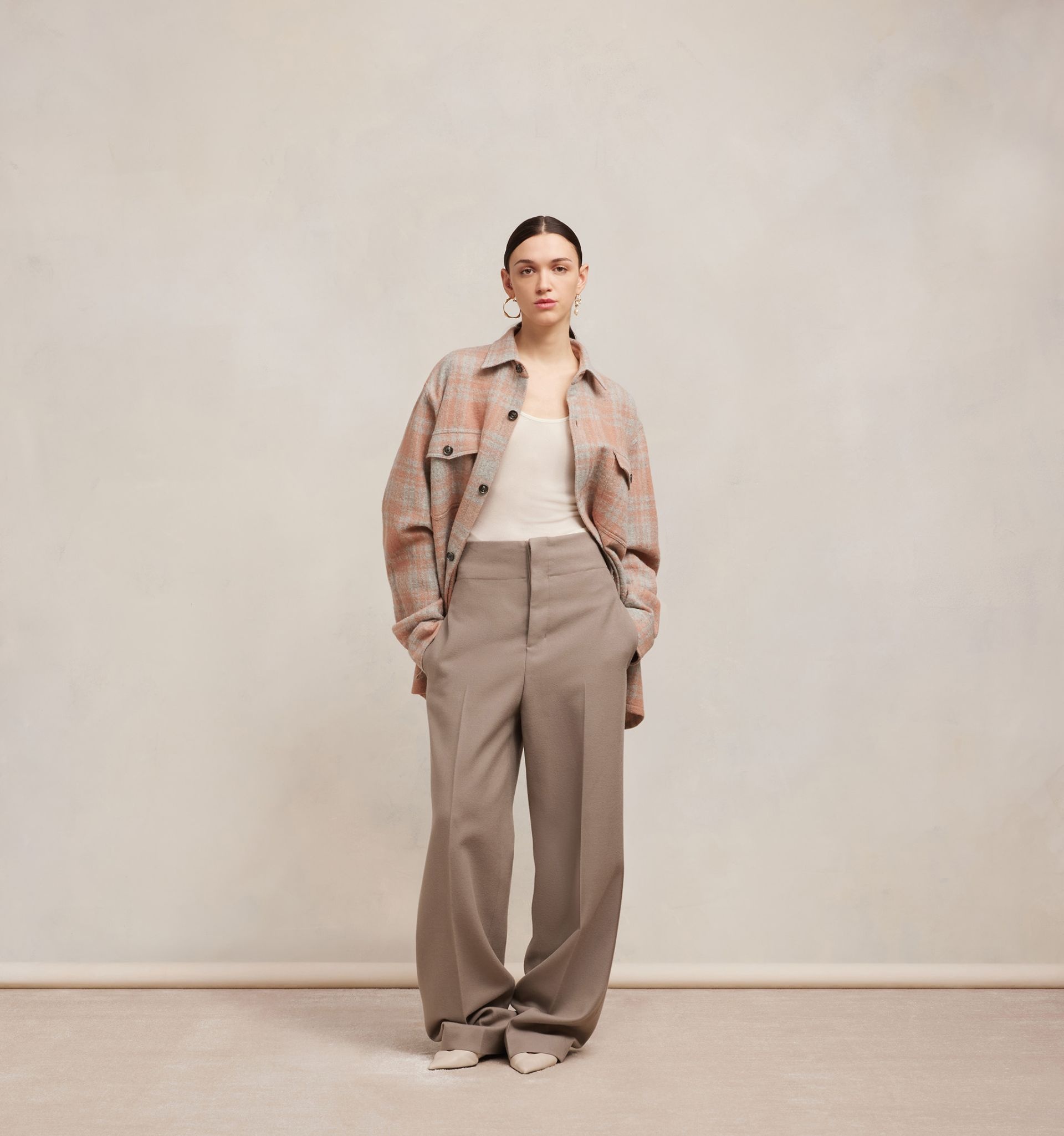 Oversize Overshirt With Chest Pockets - 4