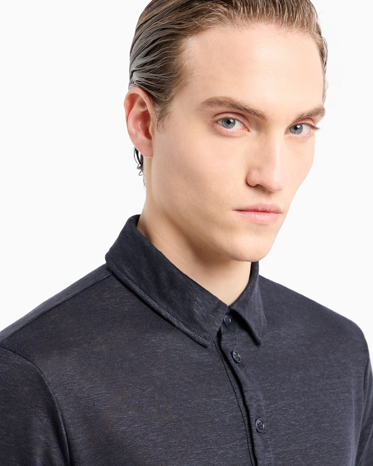 Short-sleeved polo shirt in pure linen jersey - 5