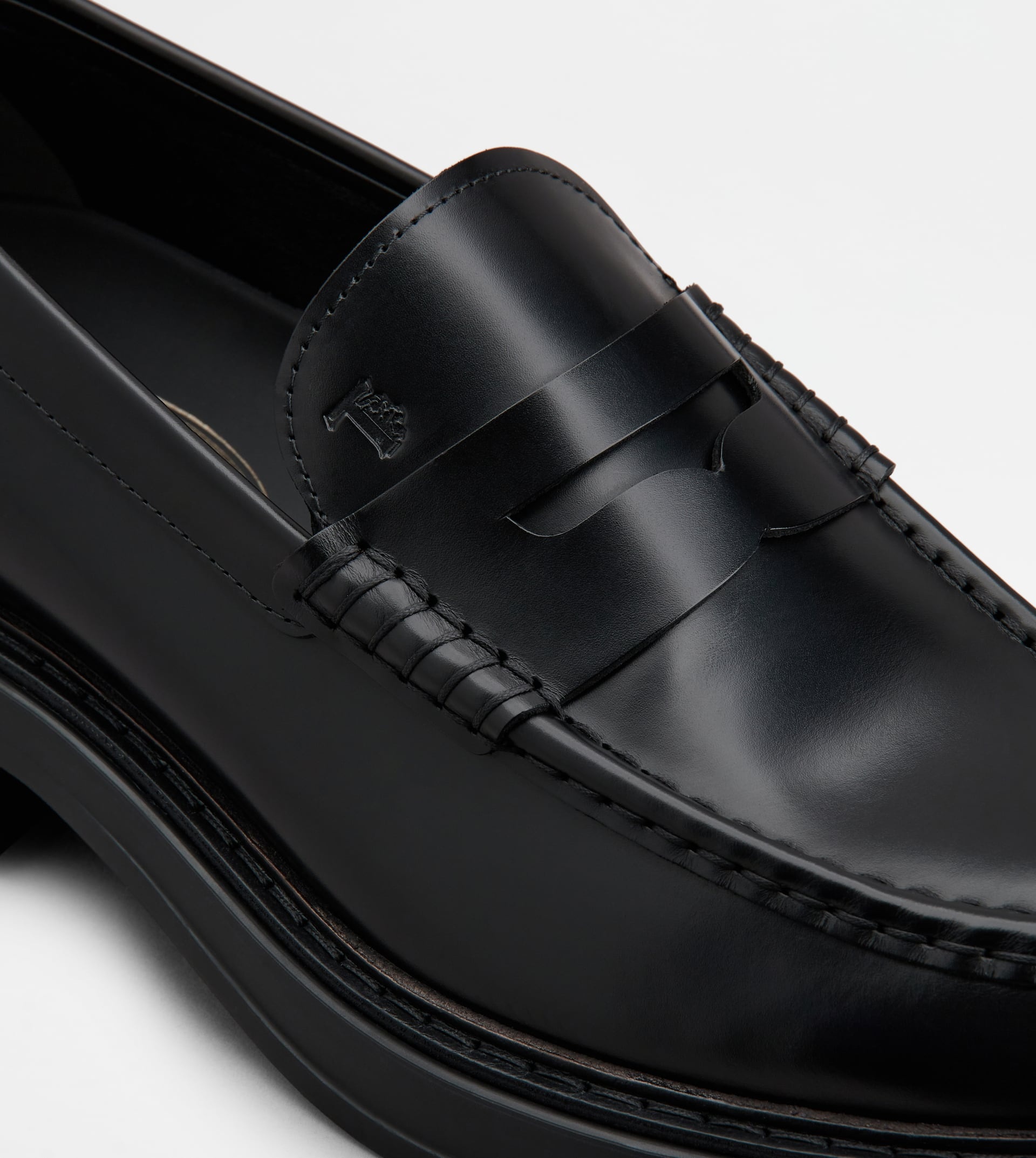 LOAFERS IN LEATHER - BLACK - 6