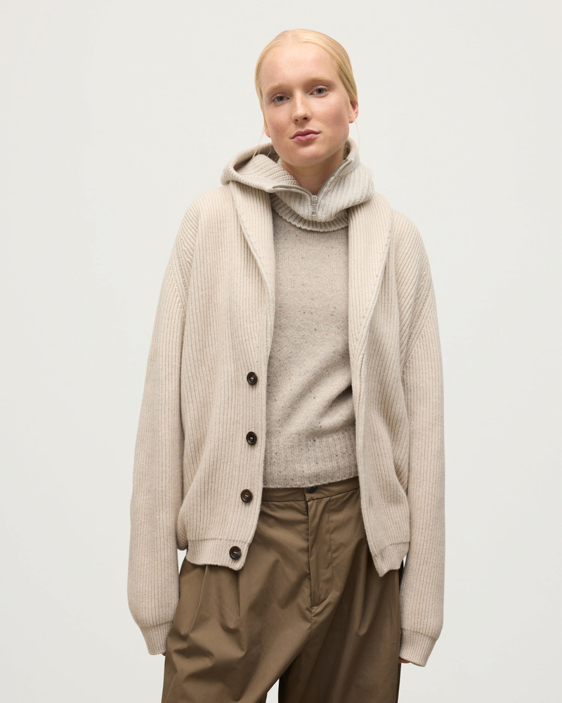 Nevis Natural Cashmere Hood 4