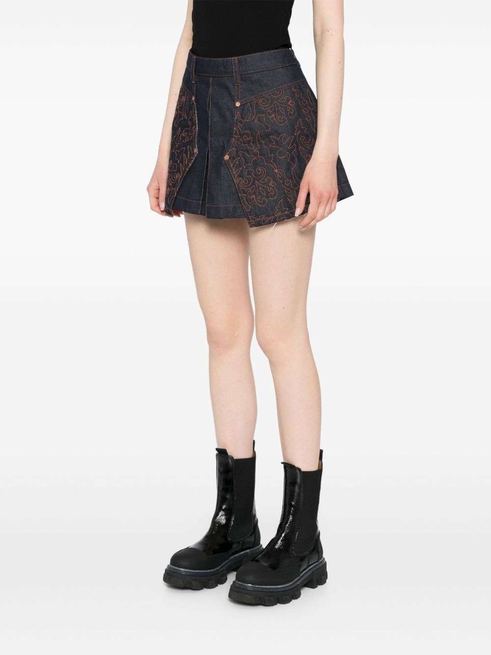 embroidered panelled pleated denim skirt - 3