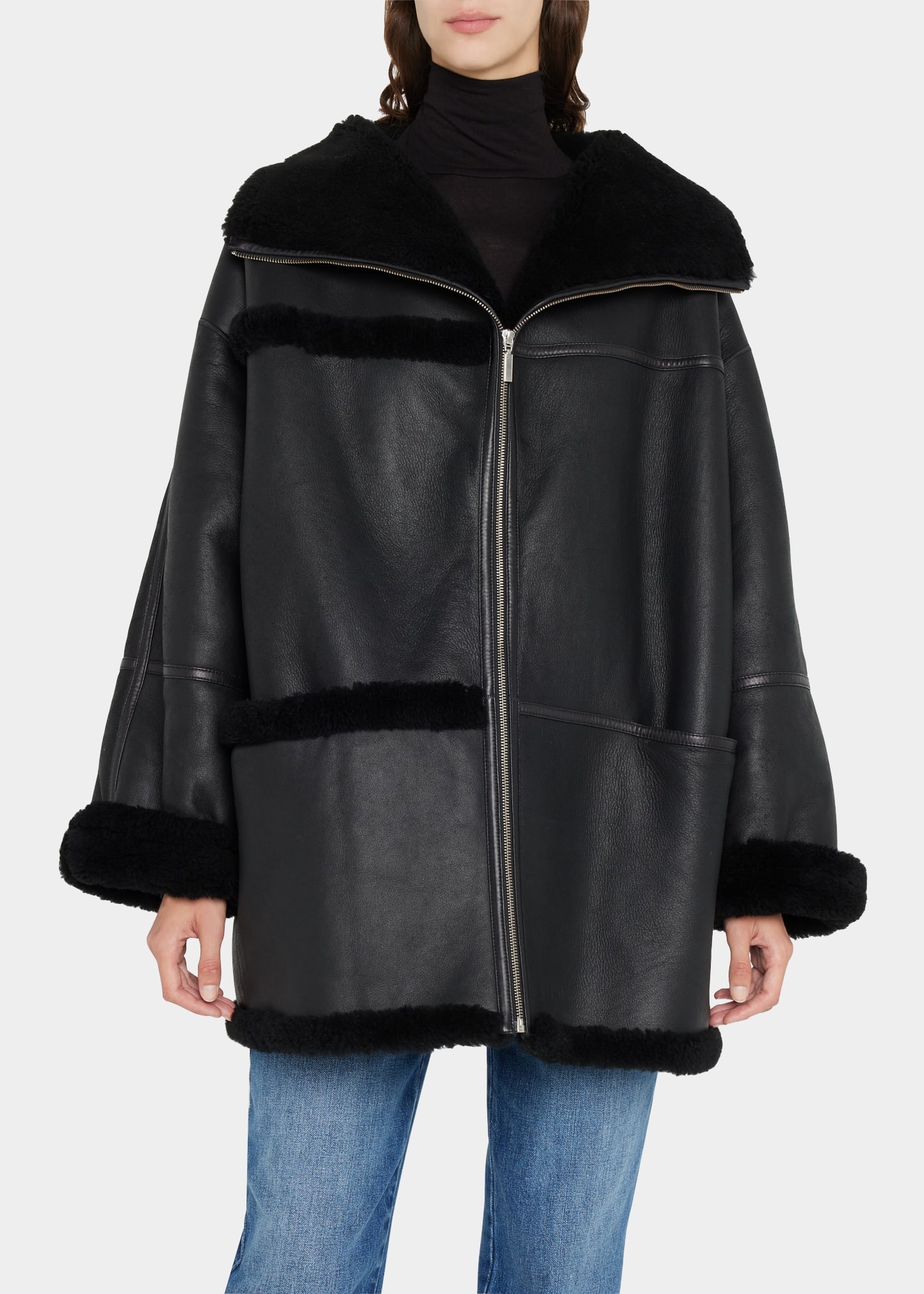 Signature Shearling Oversize Jacket - 4