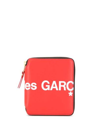 Comme Des Garçons logo zipped wallet outlook