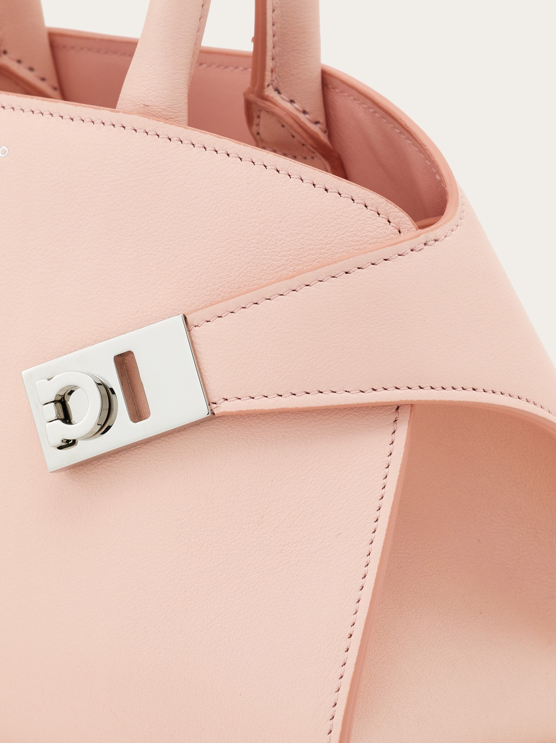 Hug mini bag - 8