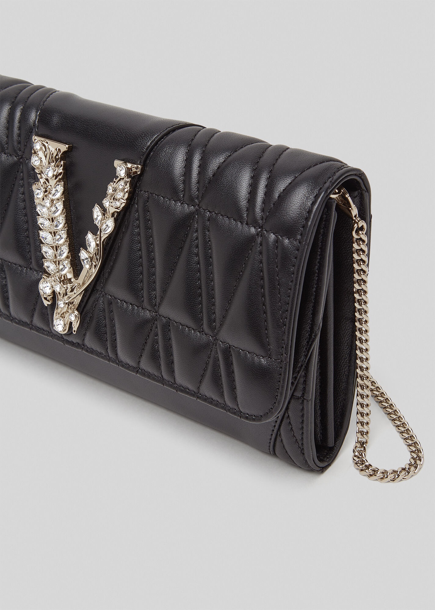 Virtus Crystal Quilted Chain Wallet - 5