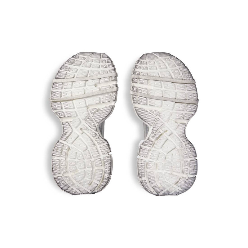 Women's 3xl Summer Mesh Sneaker in White/silver 7