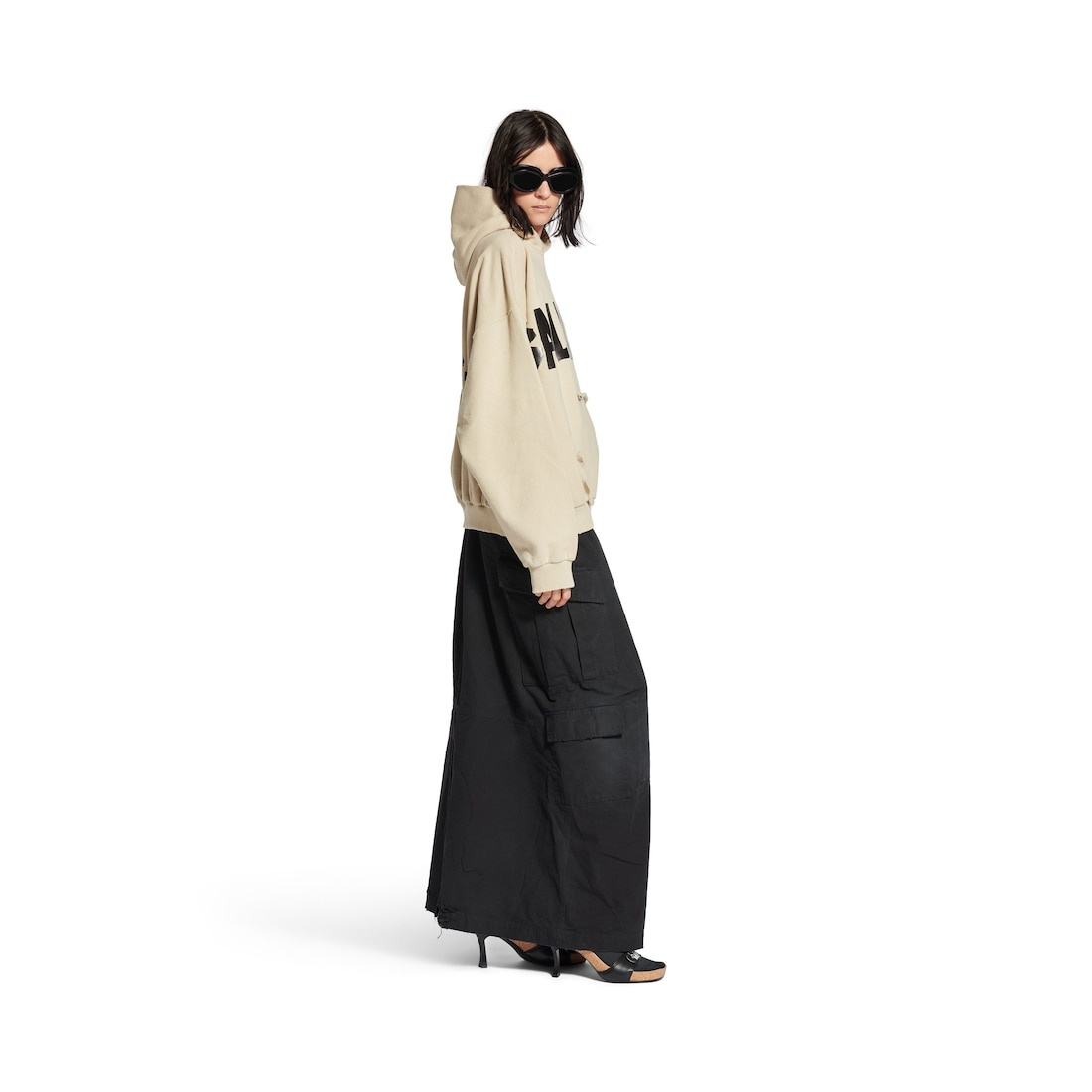 Tape Type Ripped Pocket Hoodie in Beige - 5