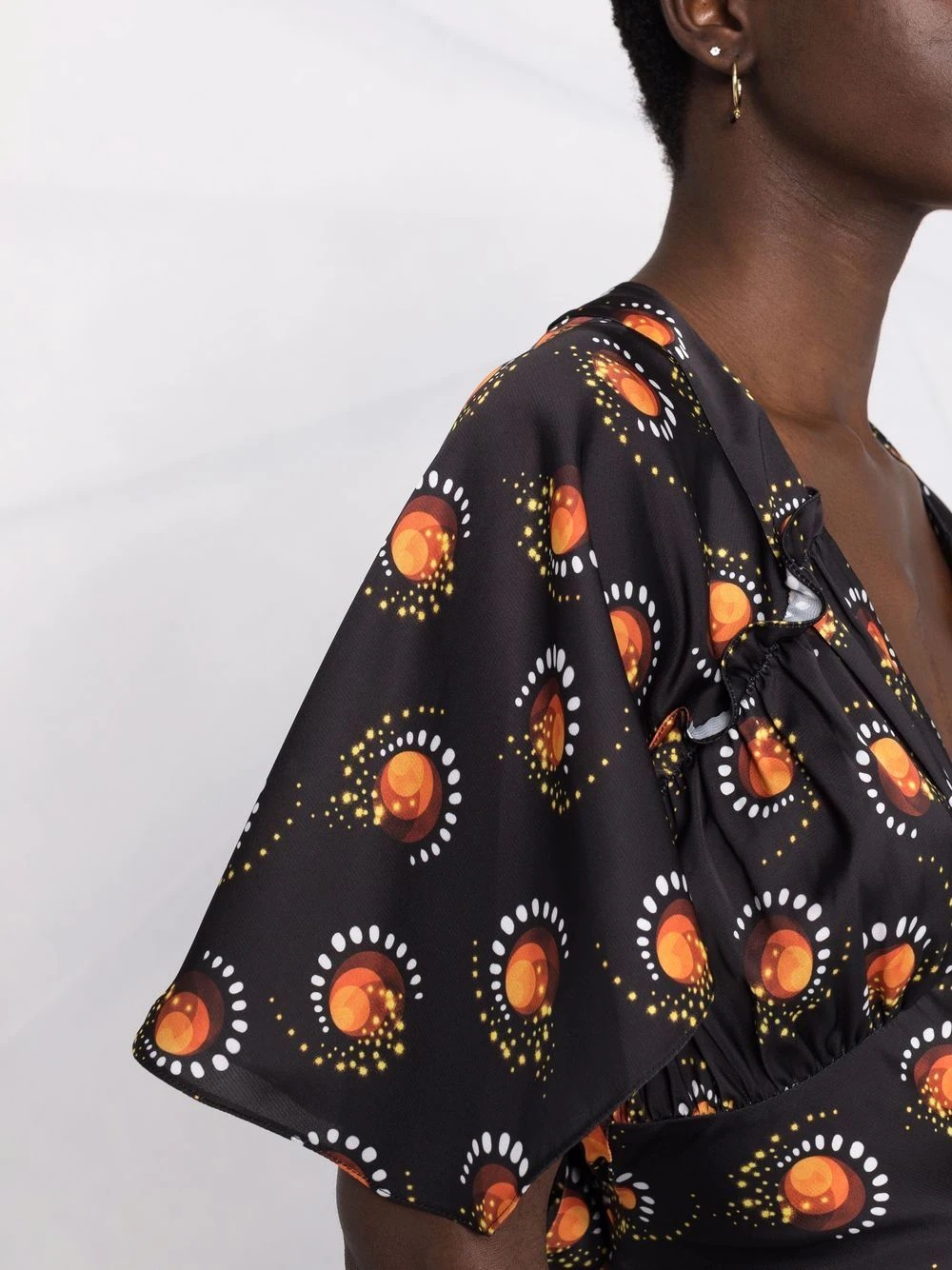 motif-print V-neck top - 3