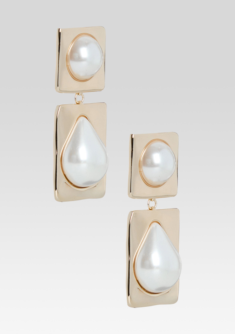 SAVANNAH PEARL DROP EARRINGS 3