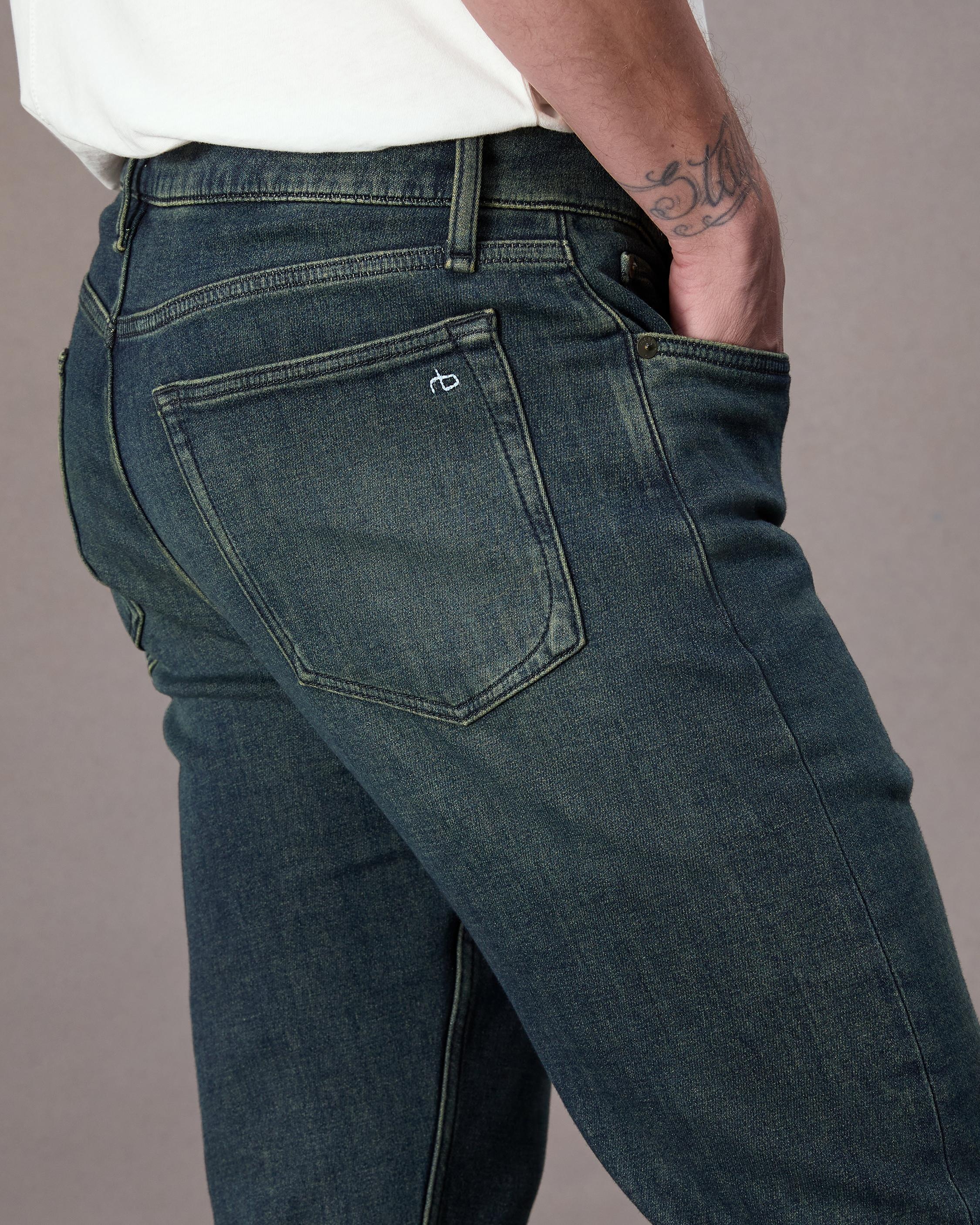 Fit 3 Athletic Fit Jean
Stride Denim - 6