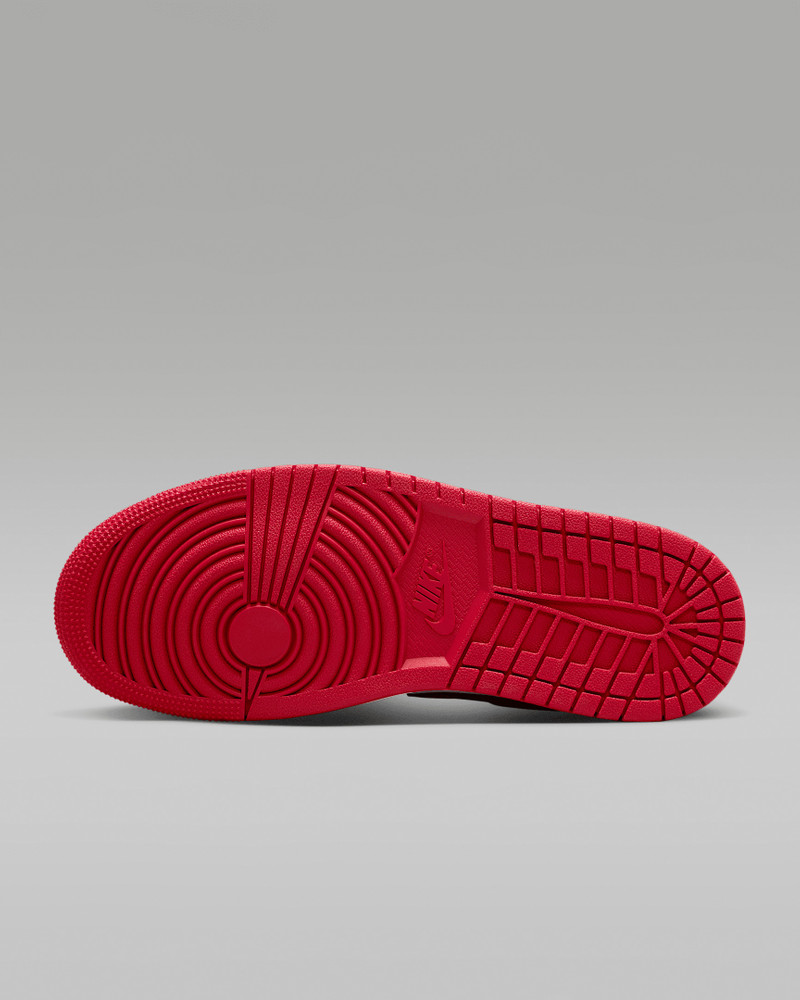 Jordan Air Jordan 1 Low SE Women's Shoes outlook