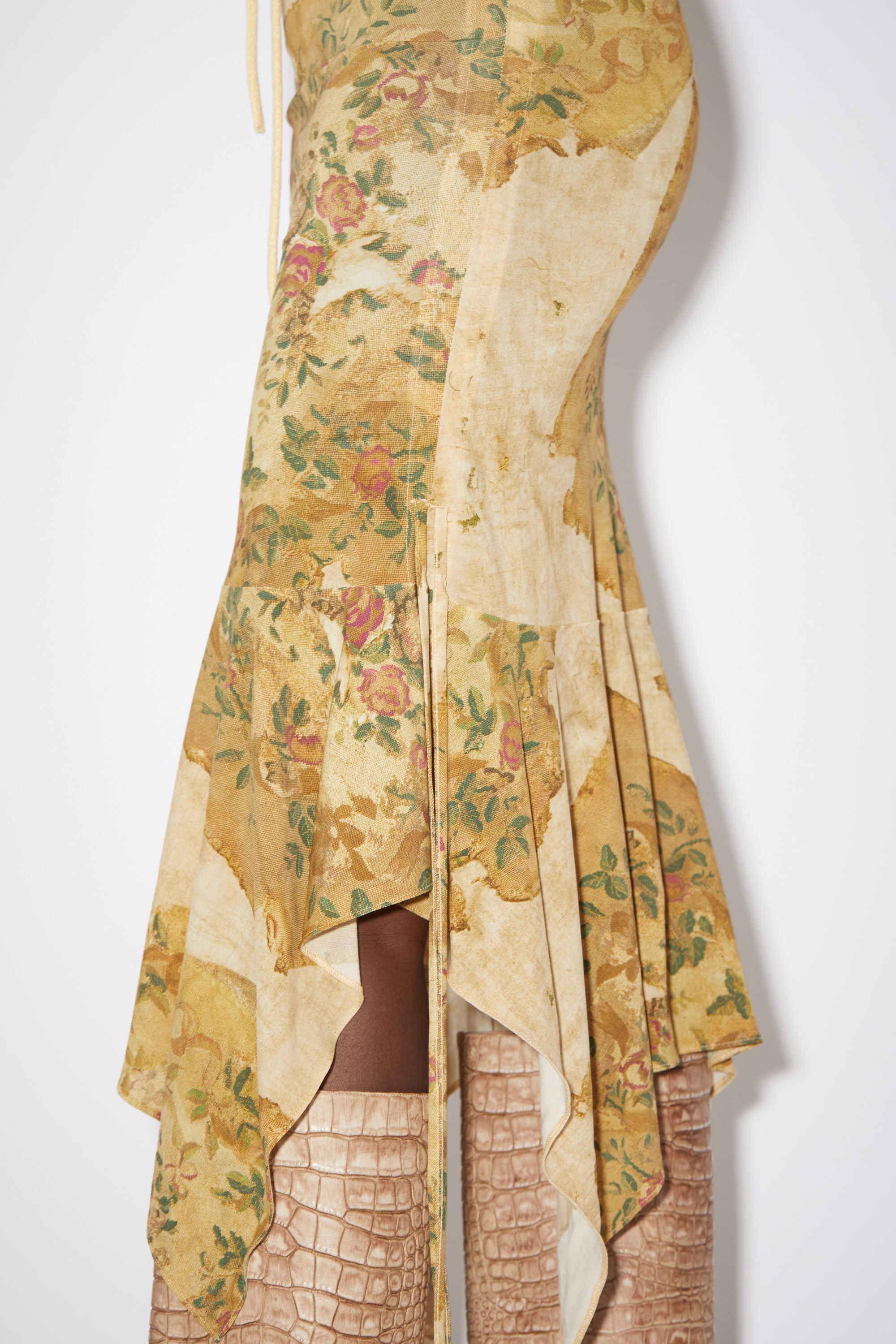 Asymmetric carpet print skirt - Beige/ecru - 5