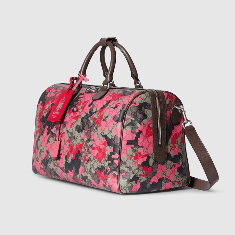 GUCCI GG medium duffle bag outlook