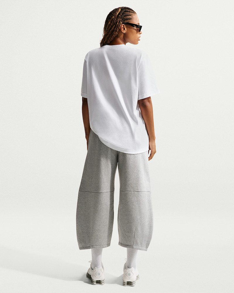Nike Sportswear Essentials Women's Loose T-Shirt 5