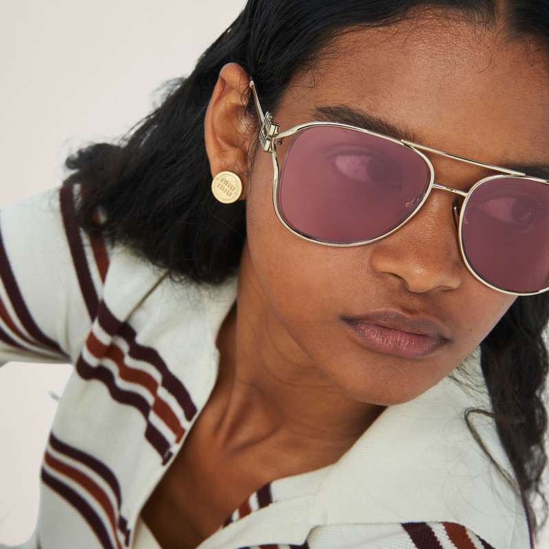 Miu Miu Miu Miu Logo sunglasses outlook