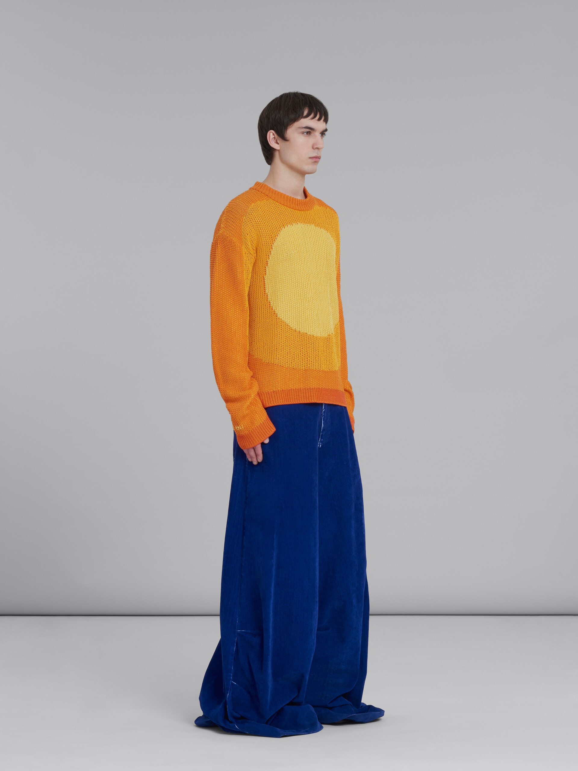 ORANGE JUMPER WITH CIRCLE INLAY - 5