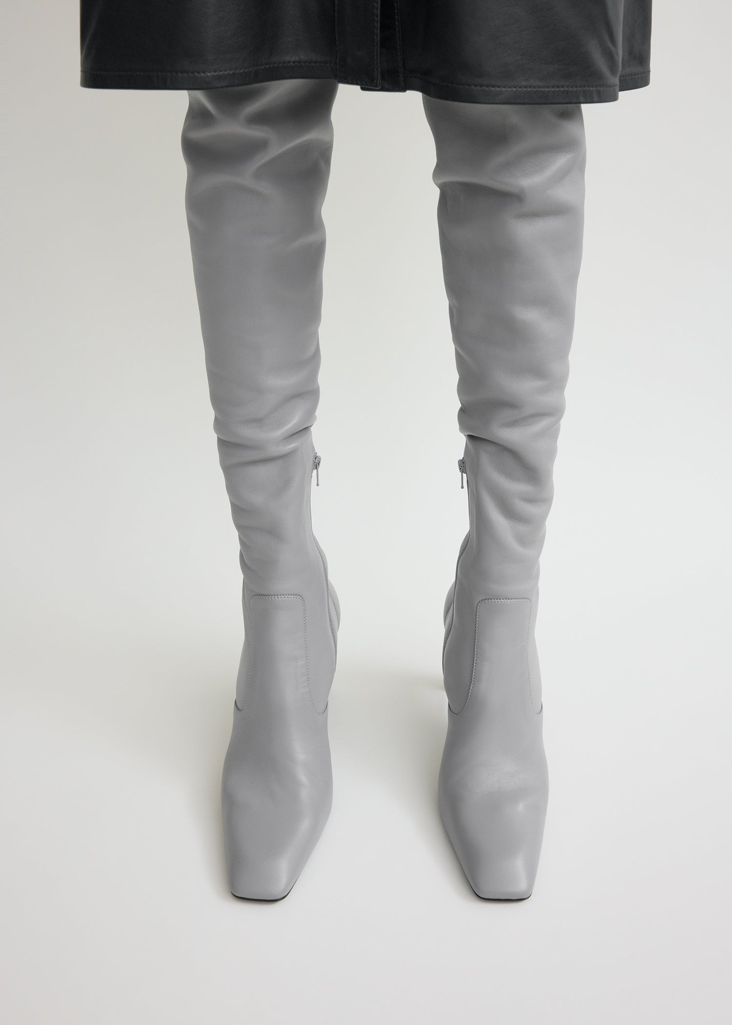 Nappa over-the-knee boots light grey - 2