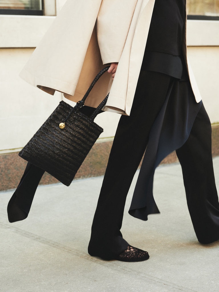 FLAT LEATHER BASKET BLACK - 2