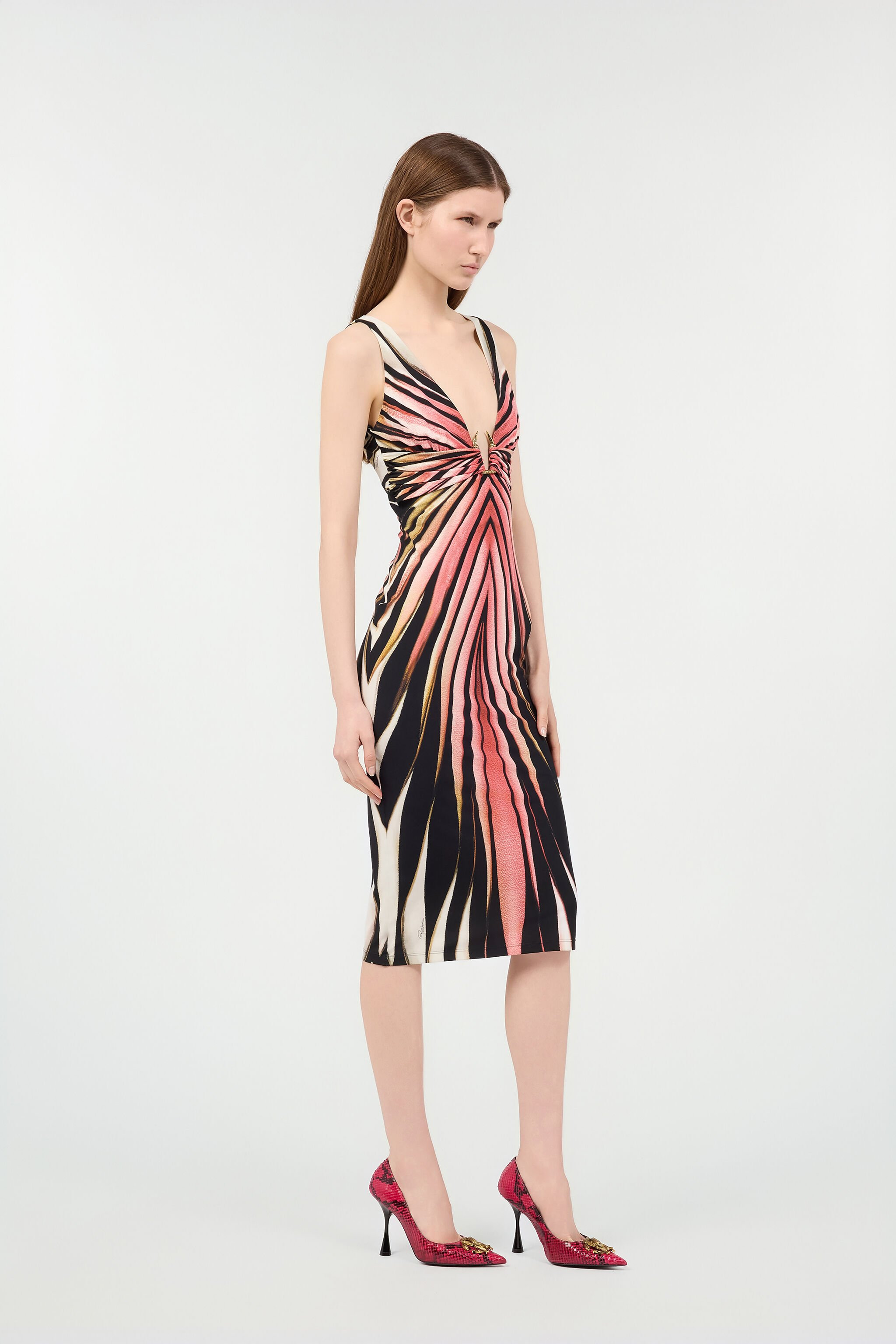 Sheath Dress With Ray Of Pink Print - 3